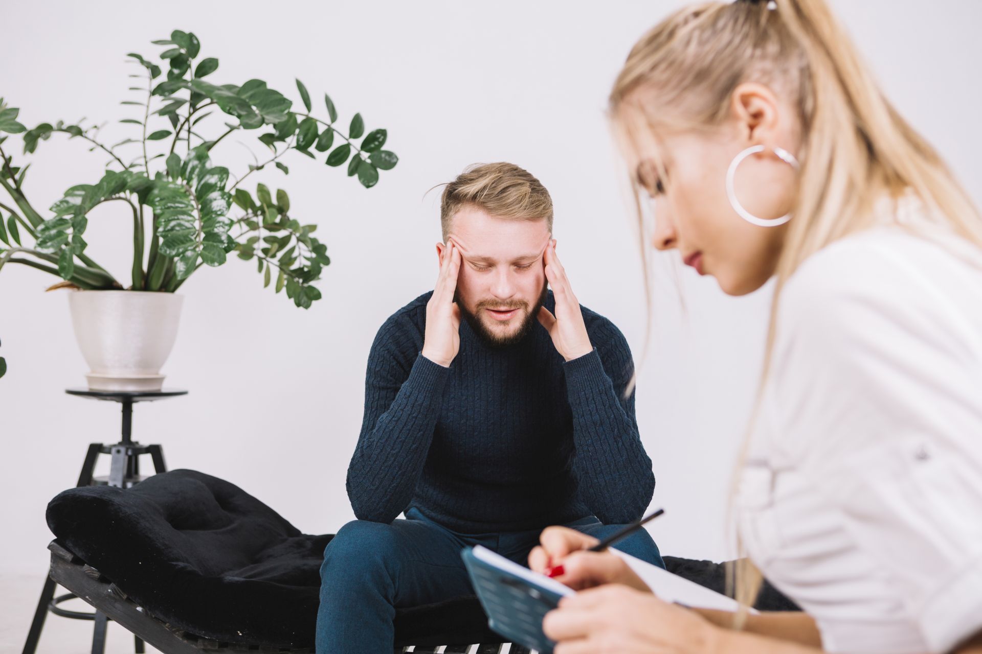 Zestawienie klinik zdrowia psychicznego dostępnych na rynku, na podstawie oferty, usług, technologii, modelu biznesowego i grupy docelowej